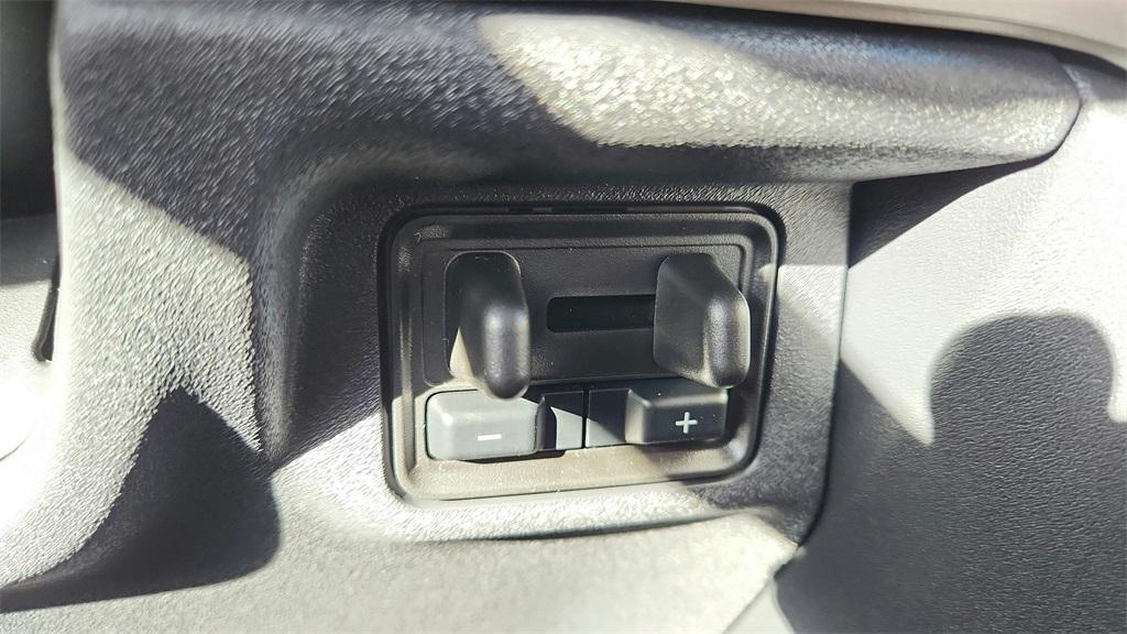 new 2025 Ford Expedition Max car, priced at $69,696