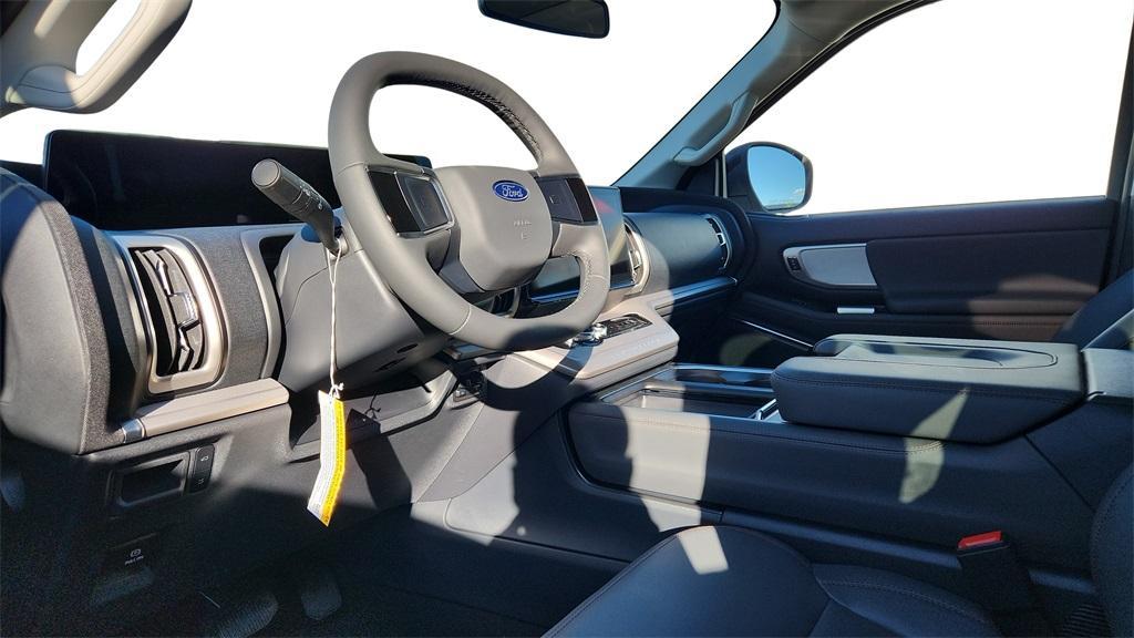 new 2025 Ford Expedition Max car, priced at $69,696