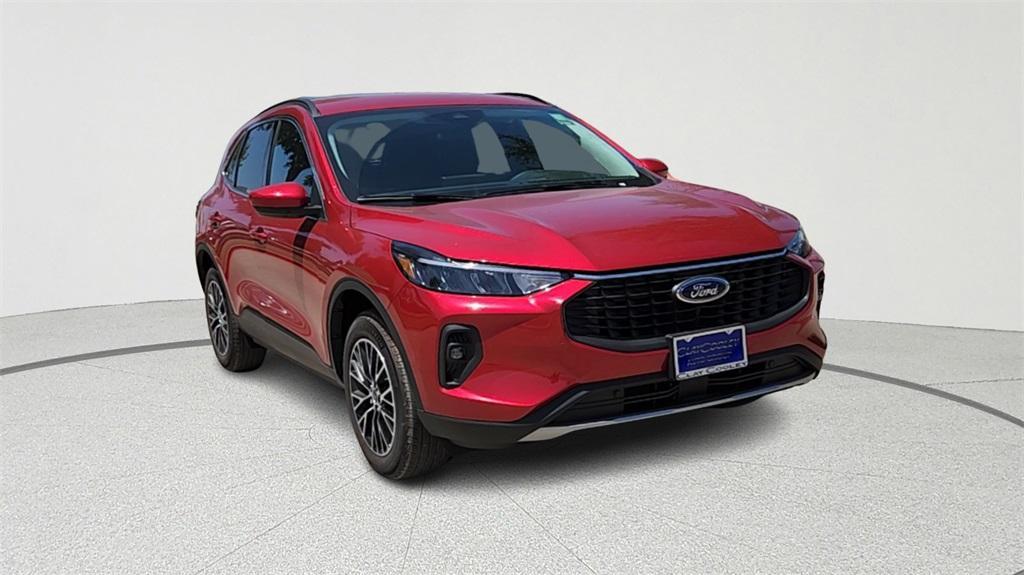 new 2025 Ford Escape car, priced at $31,527