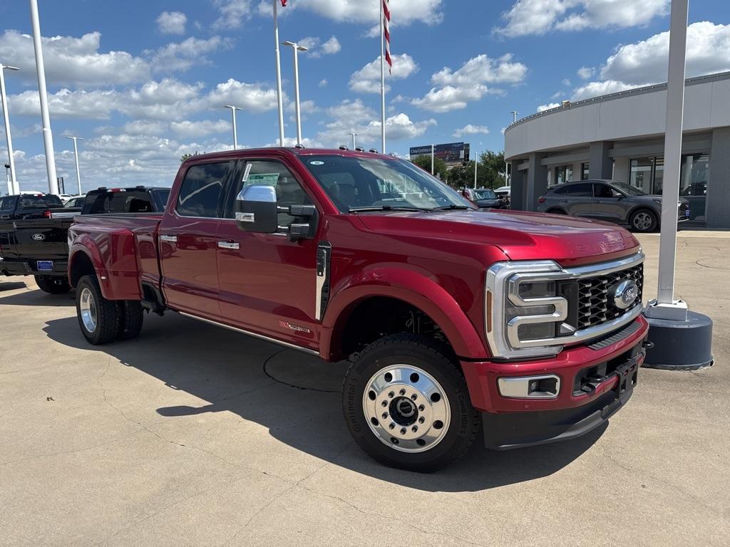 new 2025 Ford F-450 car, priced at $118,322