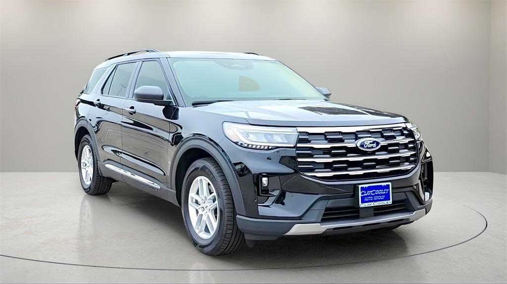 new 2025 Ford Explorer car, priced at $38,870