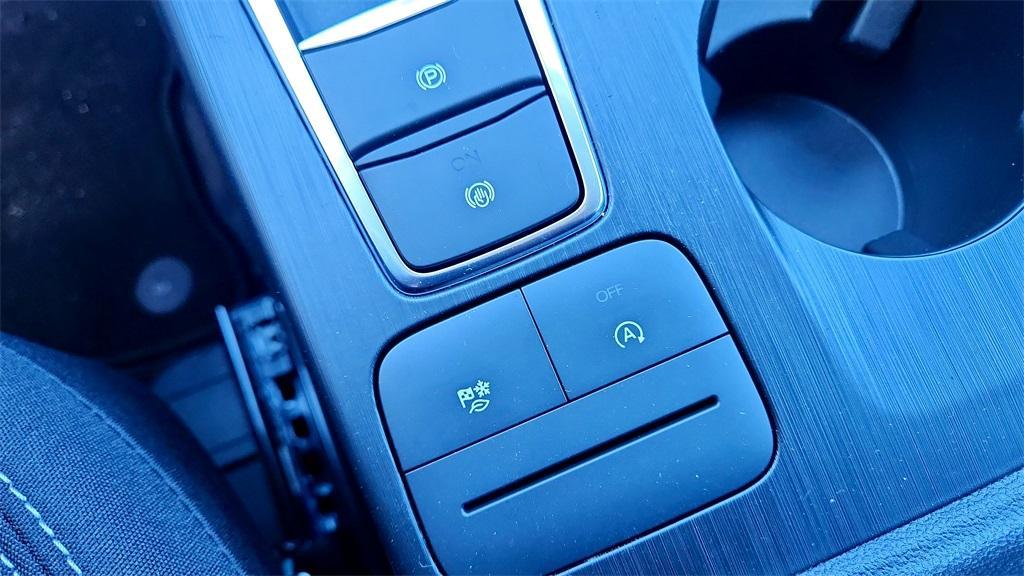 new 2025 Ford Escape car, priced at $28,362