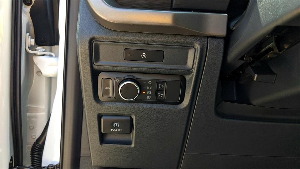 new 2025 Ford F-150 car, priced at $43,802