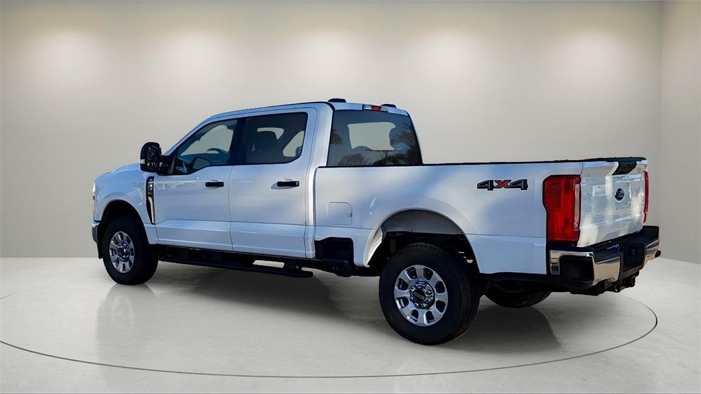 new 2024 Ford F-250 car, priced at $48,471