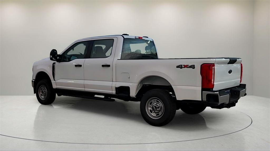 new 2024 Ford F-250 car, priced at $47,072