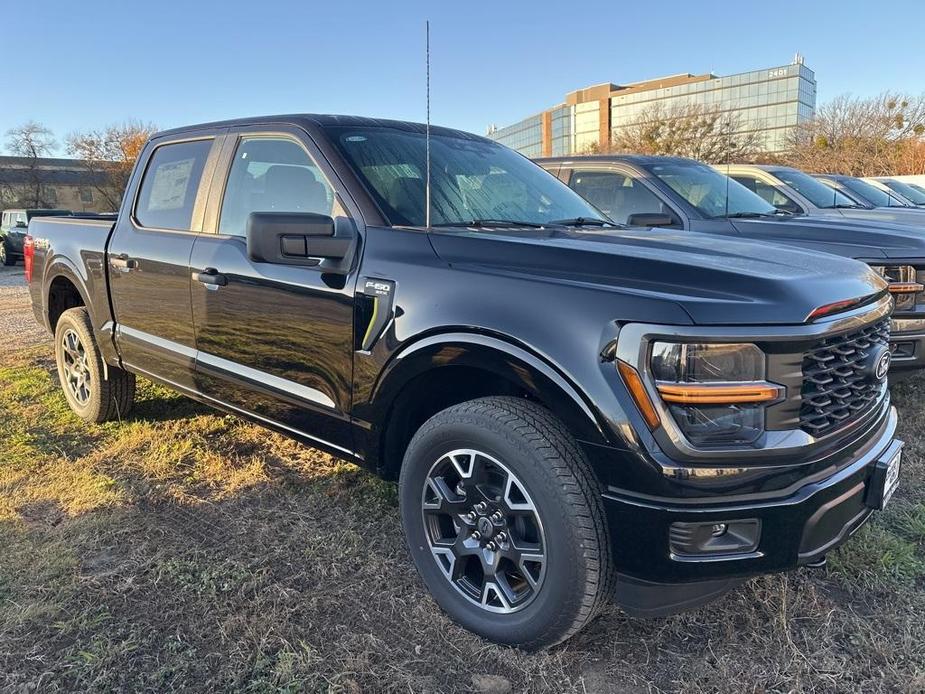 new 2024 Ford F-150 car, priced at $40,885