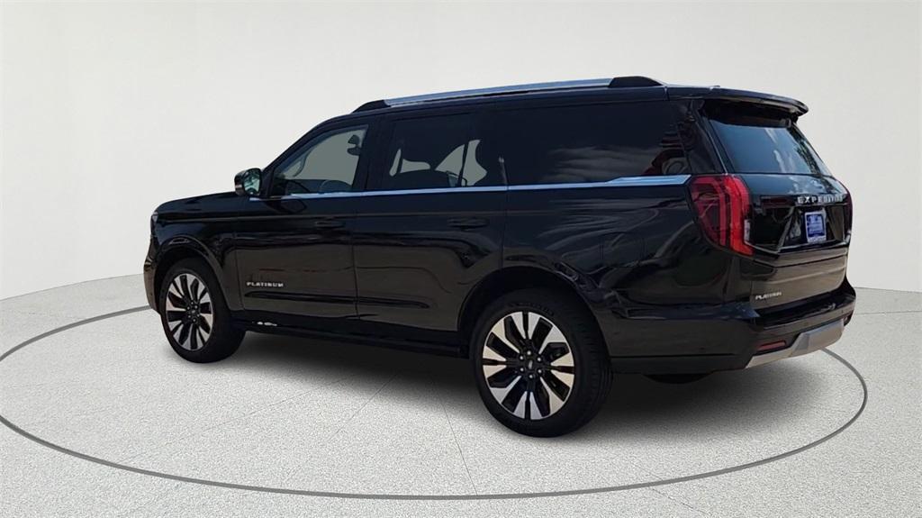 new 2025 Ford Expedition car, priced at $76,451