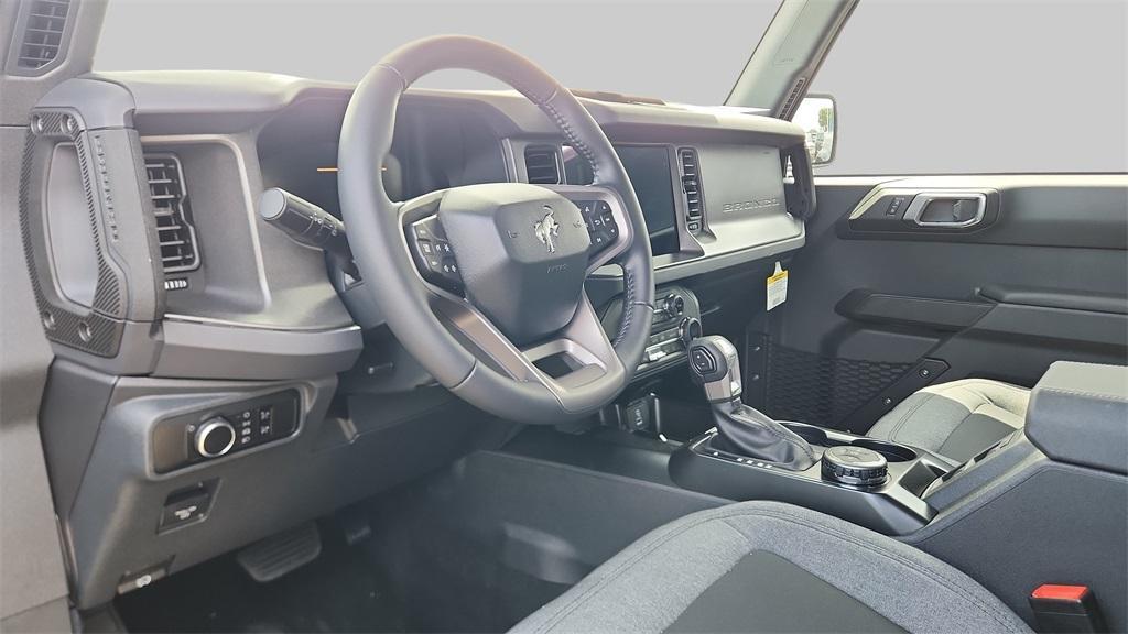 new 2025 Ford Bronco car, priced at $44,040