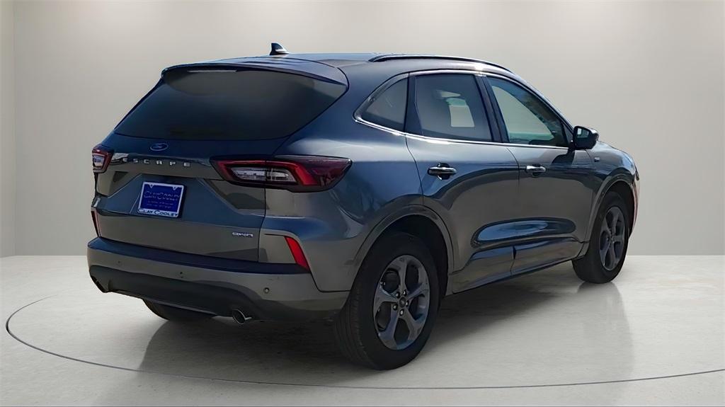 new 2025 Ford Escape car, priced at $30,250