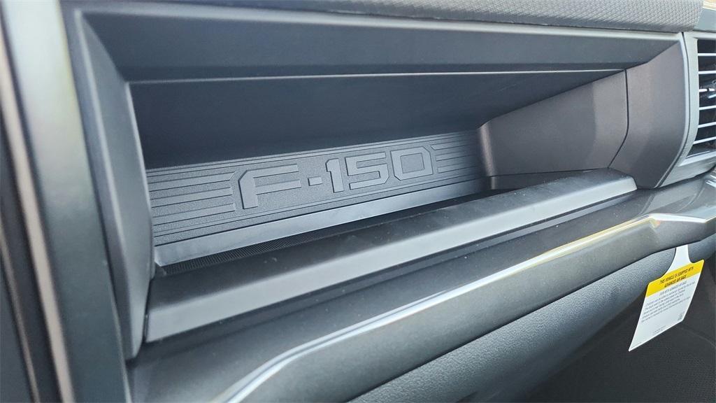 new 2025 Ford F-150 car, priced at $39,099