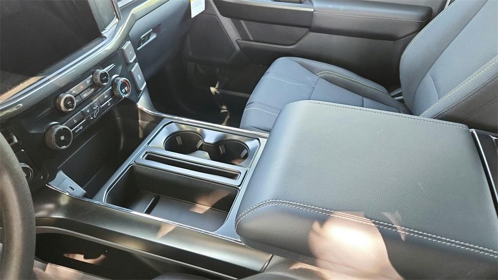 new 2025 Ford F-150 car, priced at $40,080
