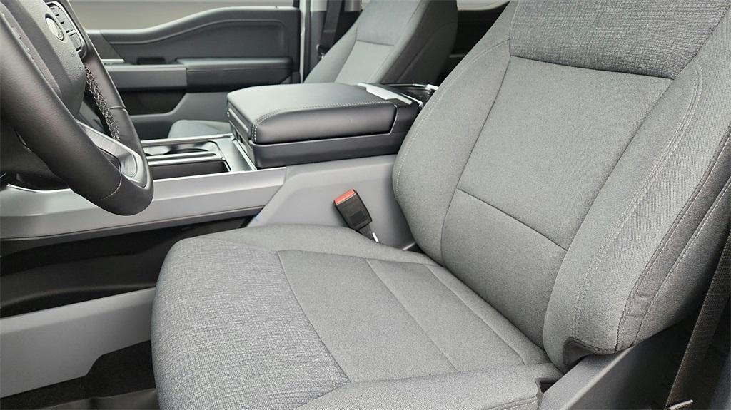 new 2025 Ford F-150 car, priced at $54,524