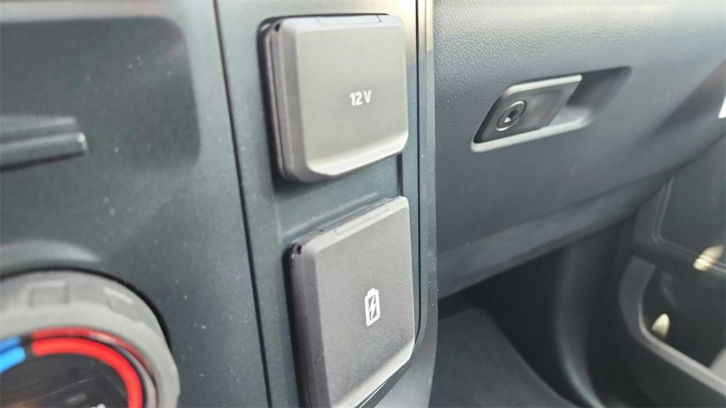 new 2025 Ford F-150 car, priced at $43,333