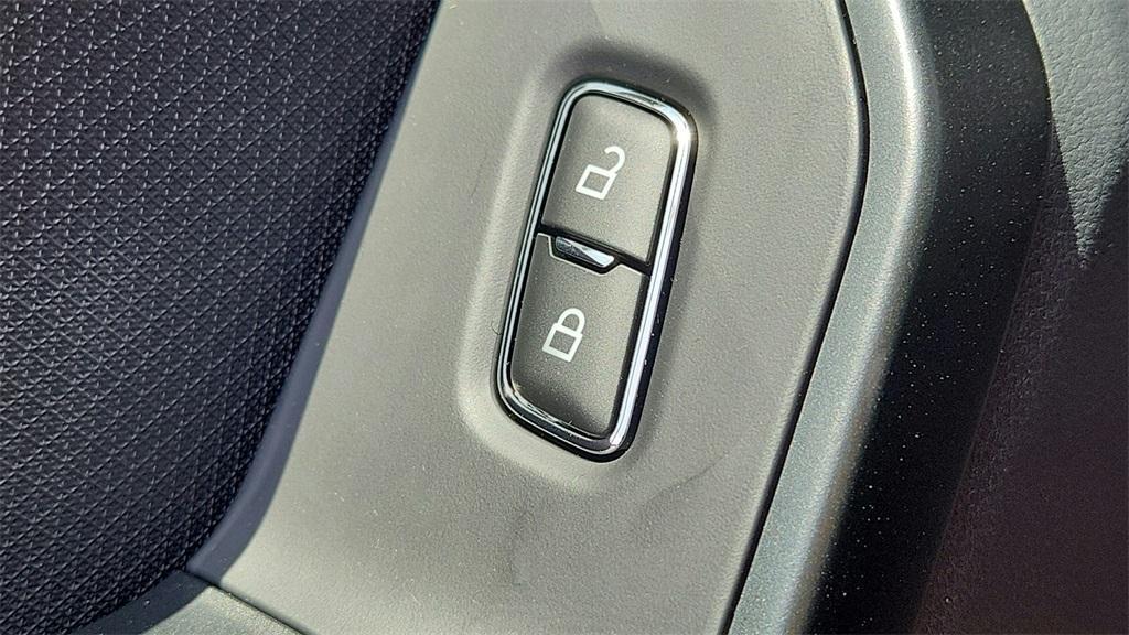 new 2025 Ford F-150 car, priced at $43,333