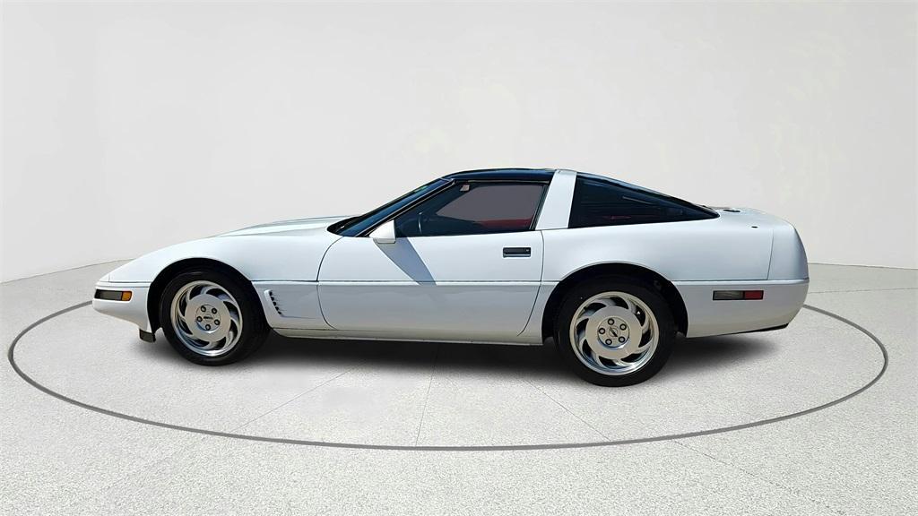 used 1995 Chevrolet Corvette car, priced at $13,000