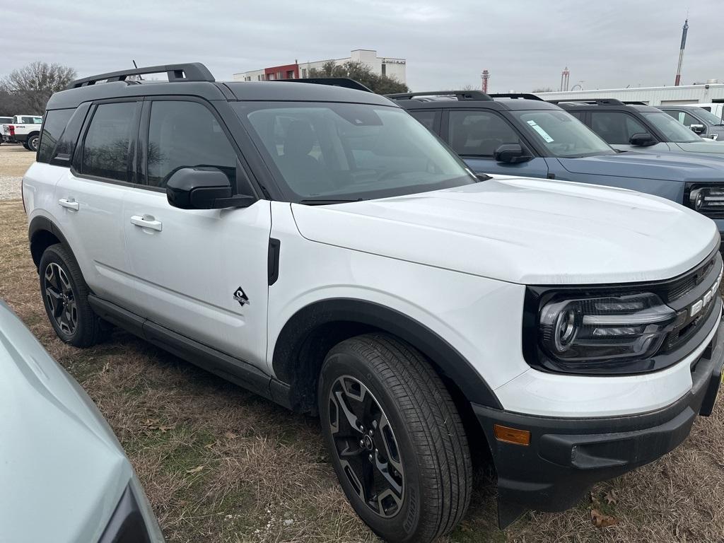 new 2024 Ford Bronco Sport car, priced at $33,513