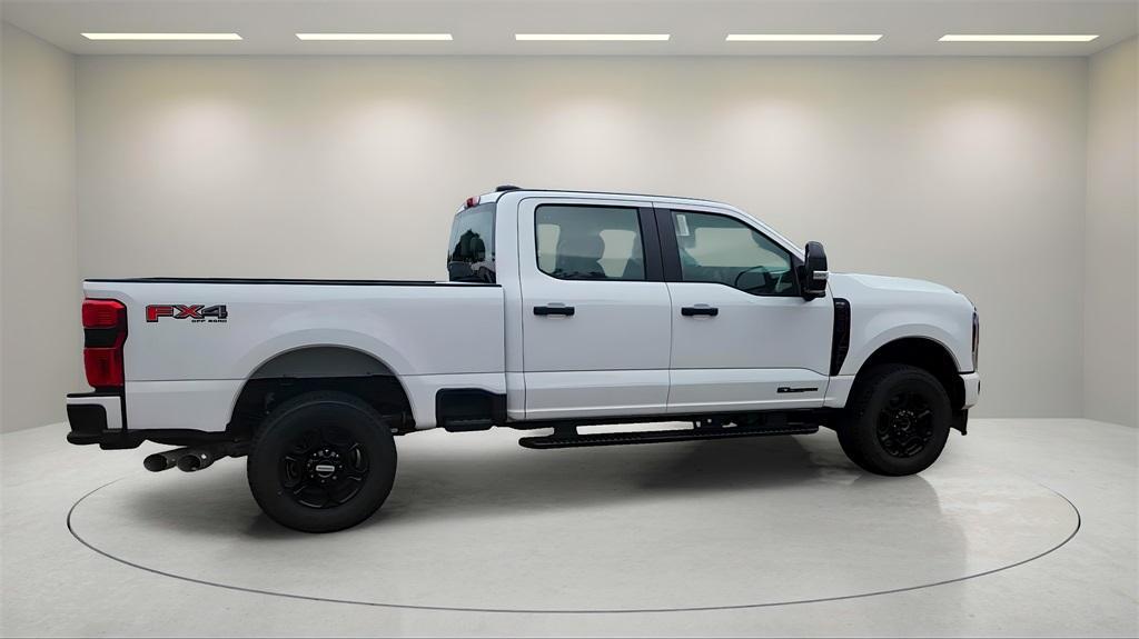 new 2024 Ford F-250 car, priced at $60,630