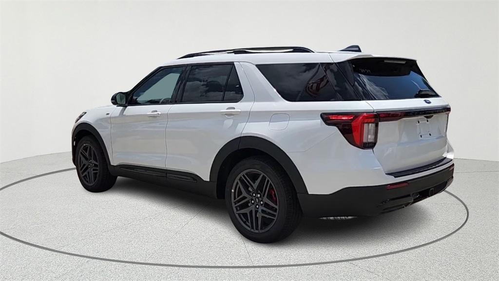 new 2025 Ford Explorer car, priced at $41,328