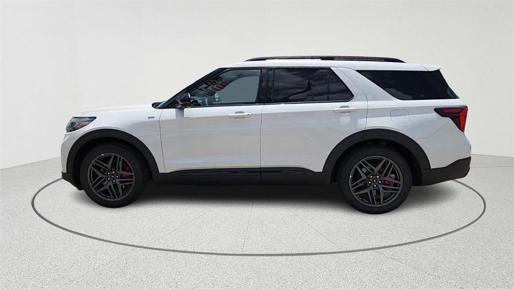 new 2025 Ford Explorer car, priced at $41,328