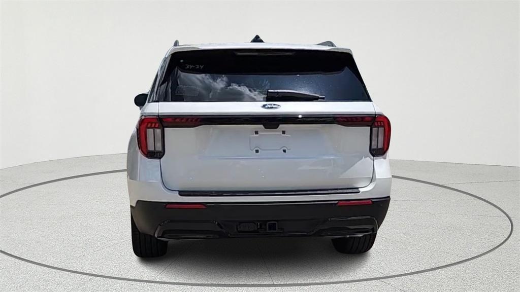 new 2025 Ford Explorer car, priced at $41,328
