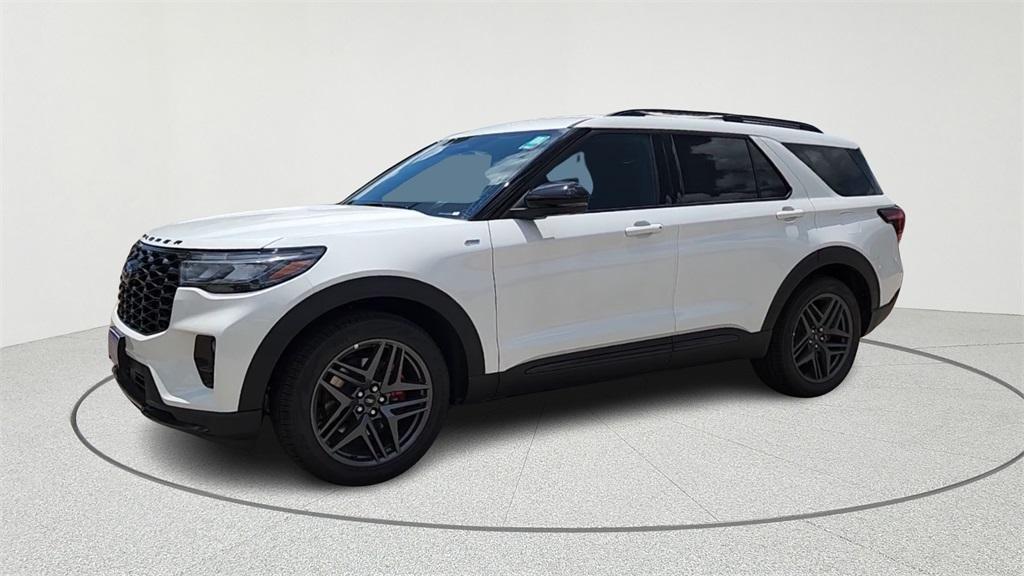 new 2025 Ford Explorer car, priced at $41,328