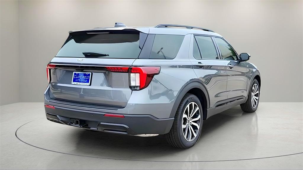 new 2025 Ford Explorer car, priced at $40,499