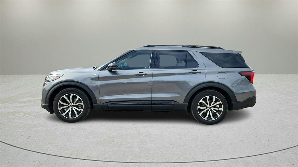 new 2025 Ford Explorer car, priced at $39,655