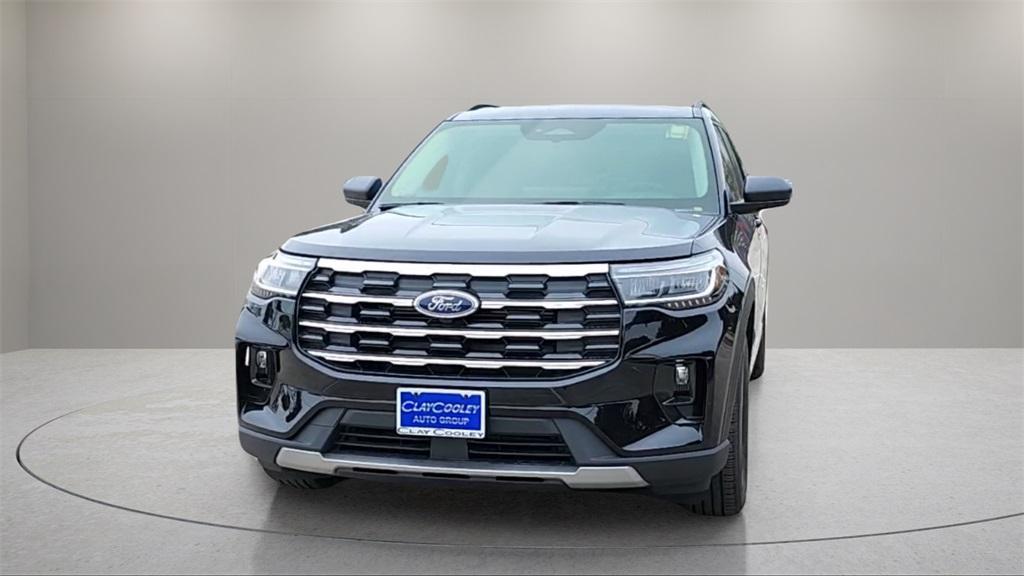 new 2025 Ford Explorer car, priced at $38,004