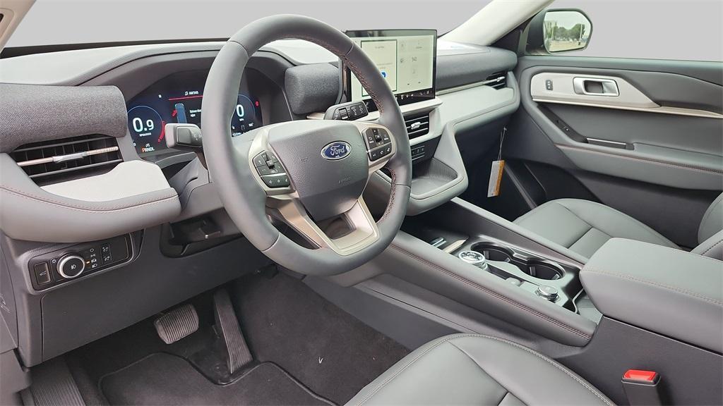 new 2025 Ford Explorer car, priced at $36,504