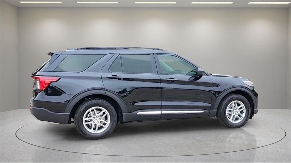 new 2025 Ford Explorer car, priced at $38,004
