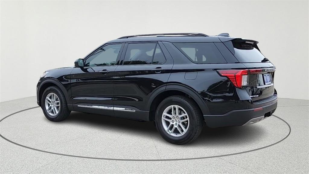 new 2025 Ford Explorer car, priced at $36,504