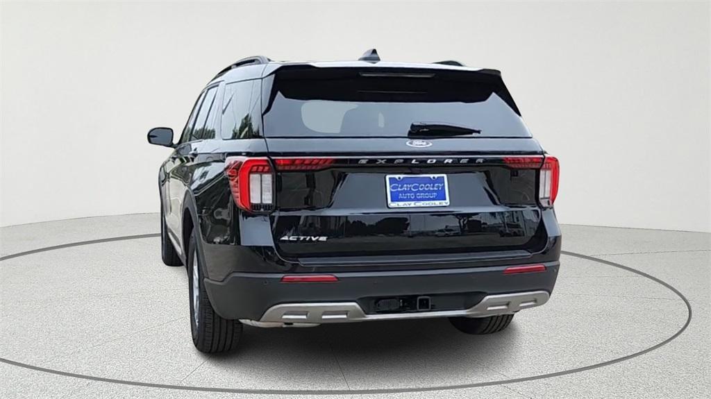 new 2025 Ford Explorer car, priced at $36,504