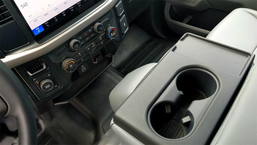 new 2025 Ford F-150 car, priced at $44,802
