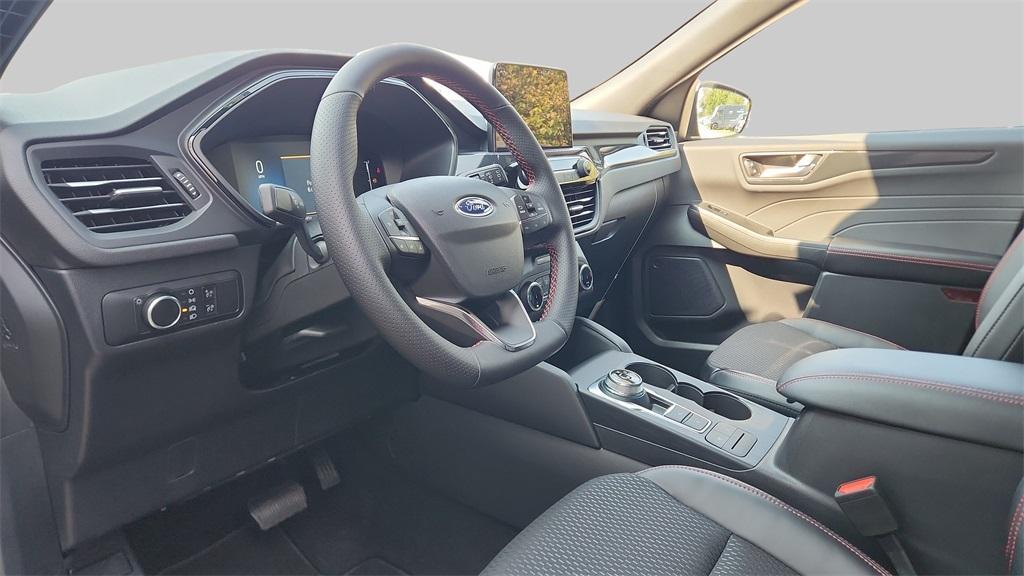 new 2025 Ford Escape car, priced at $24,066