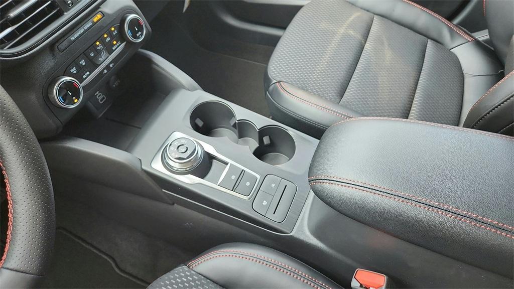 new 2025 Ford Escape car, priced at $24,066