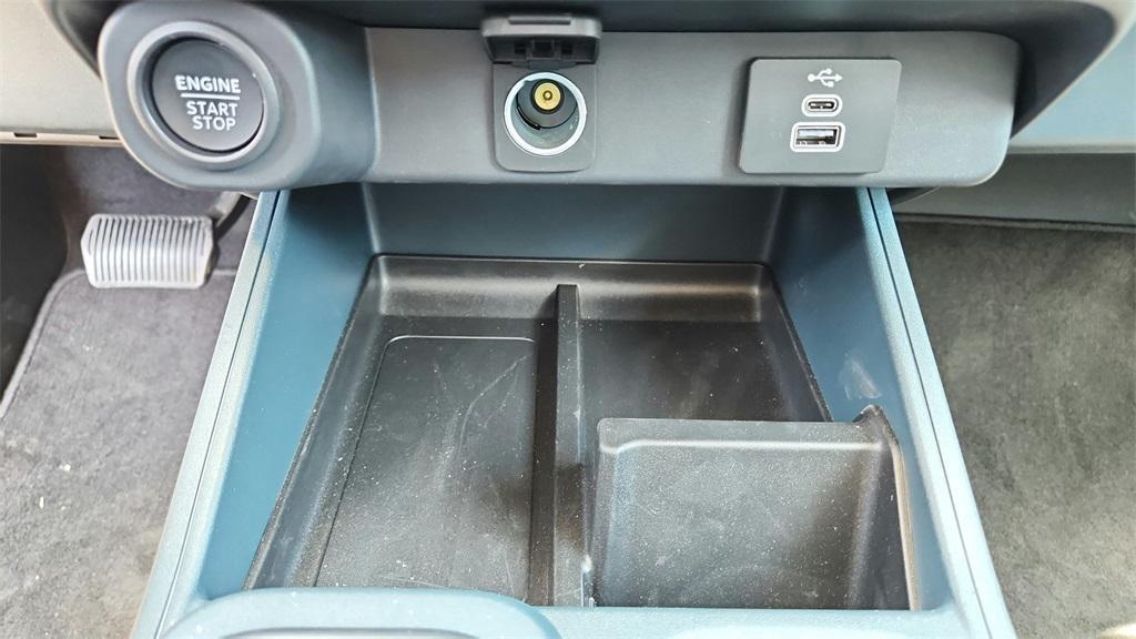 new 2025 Ford Maverick car, priced at $31,190