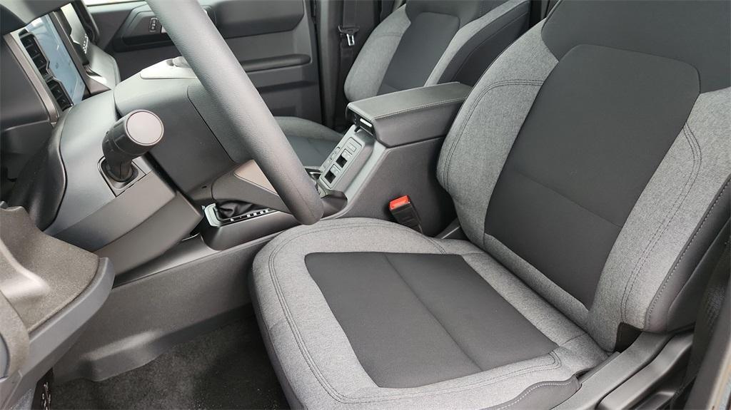 new 2025 Ford Bronco car, priced at $52,999