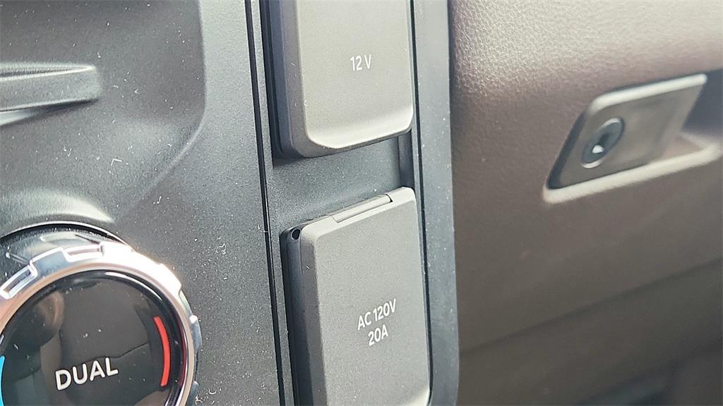 new 2025 Ford F-250 car, priced at $86,396