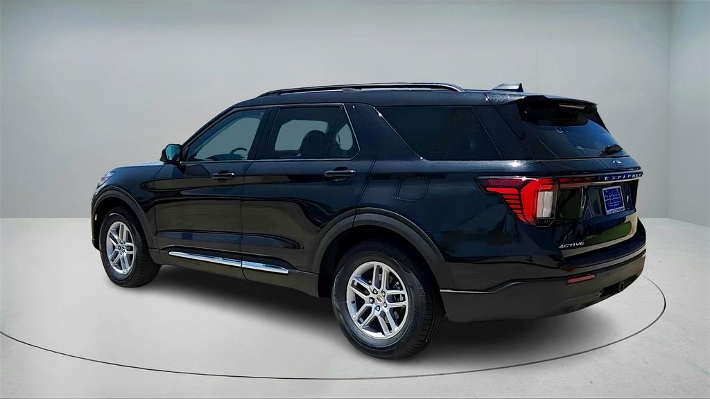 new 2025 Ford Explorer car, priced at $34,064