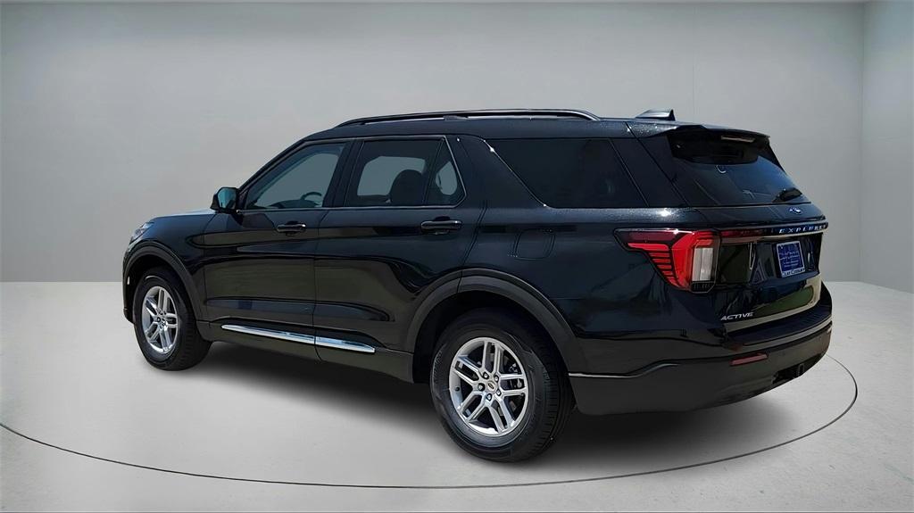 new 2025 Ford Explorer car, priced at $34,064
