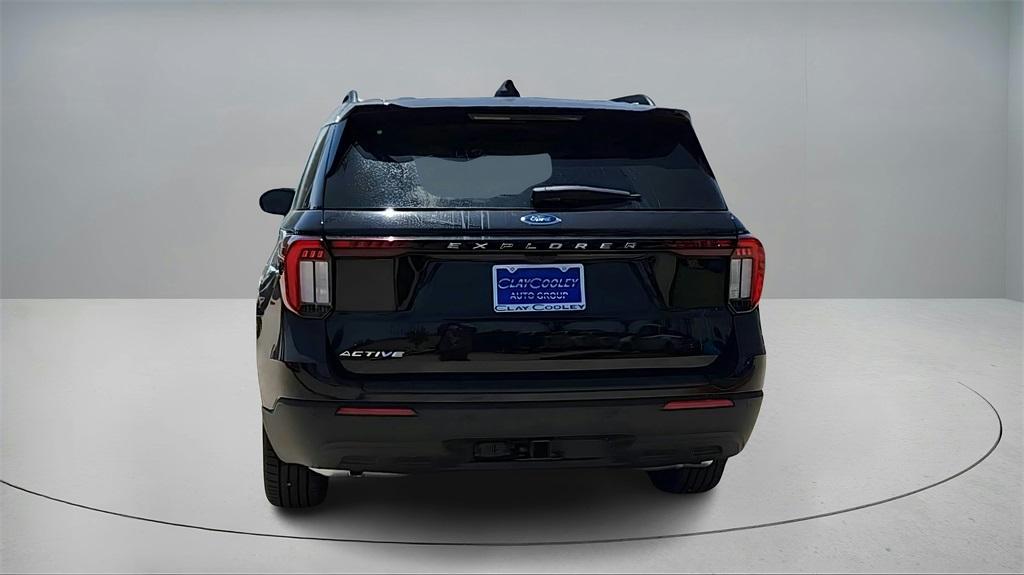 new 2025 Ford Explorer car, priced at $34,064