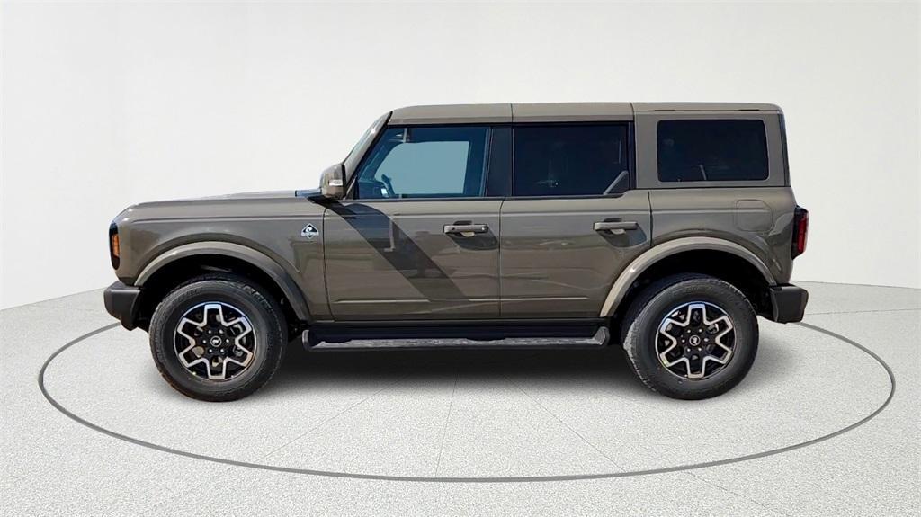 new 2025 Ford Bronco car, priced at $48,328