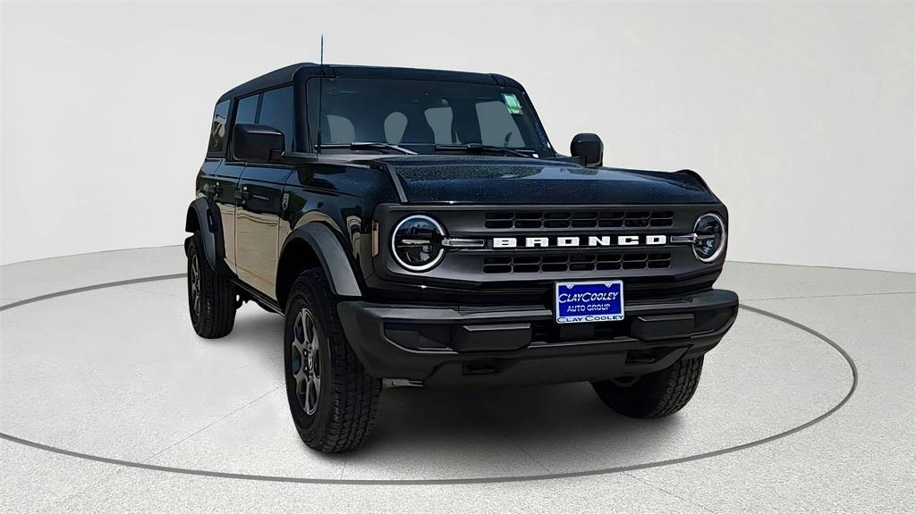 new 2025 Ford Bronco car, priced at $40,633