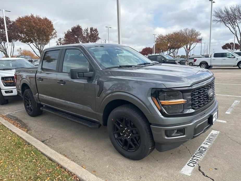 new 2024 Ford F-150 car, priced at $38,424