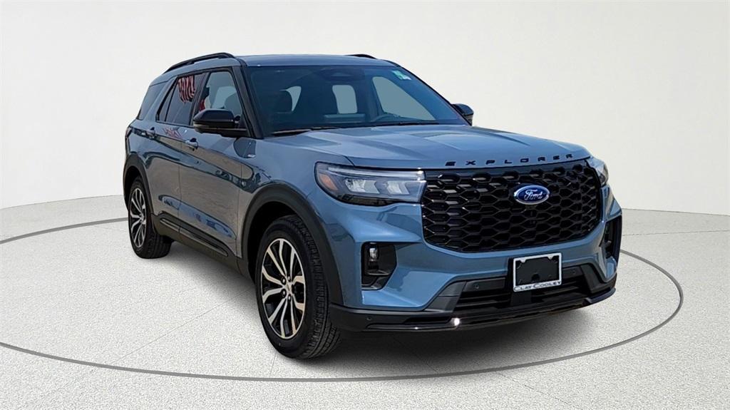 new 2025 Ford Explorer car, priced at $42,356
