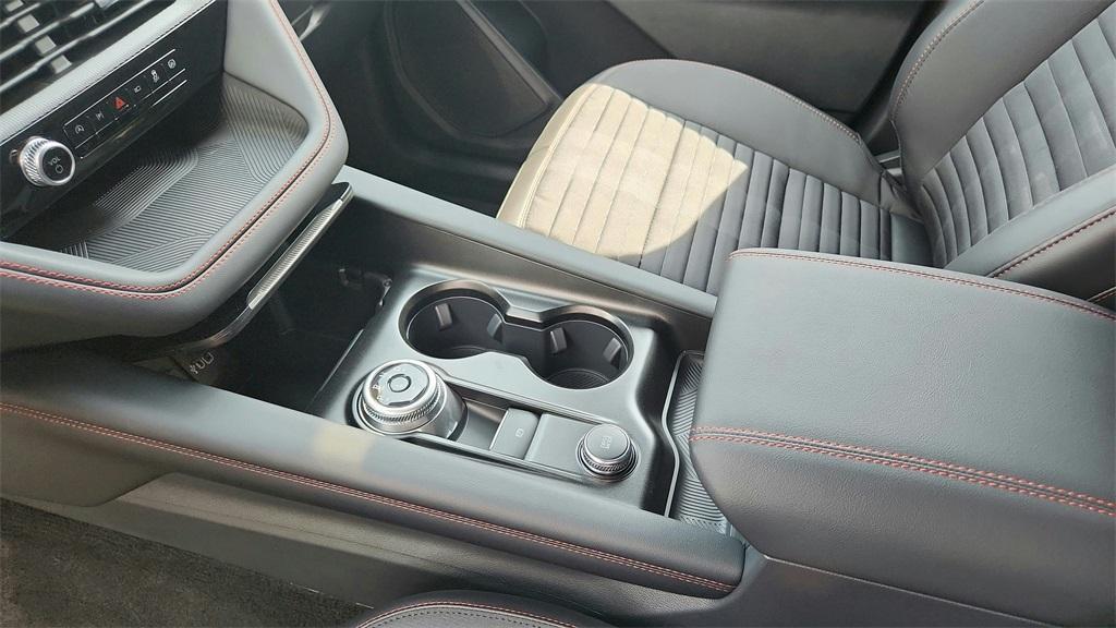new 2025 Ford Explorer car, priced at $42,356