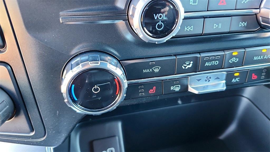 new 2025 Ford F-150 car, priced at $46,897