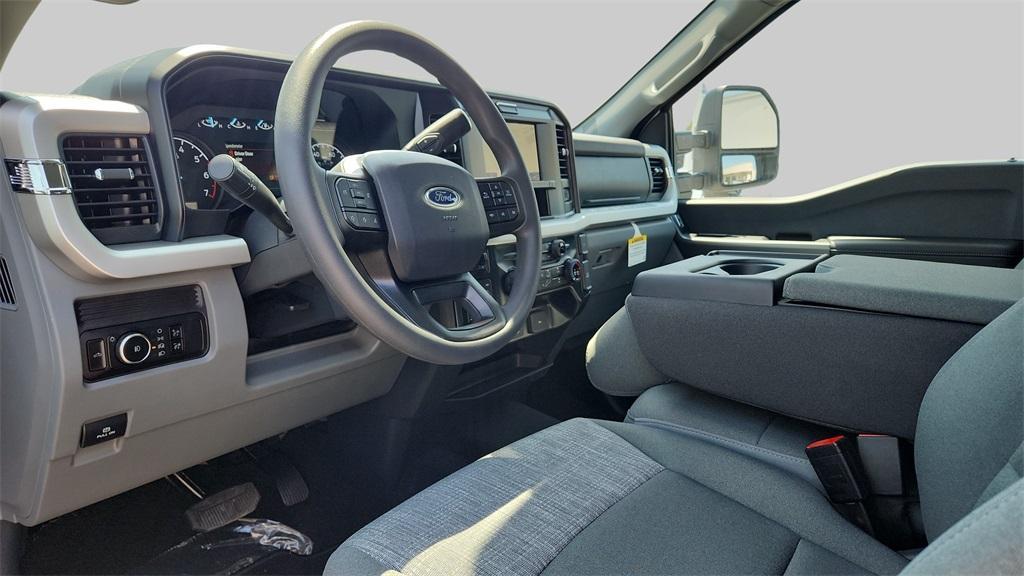 new 2025 Ford F-350 car, priced at $50,489