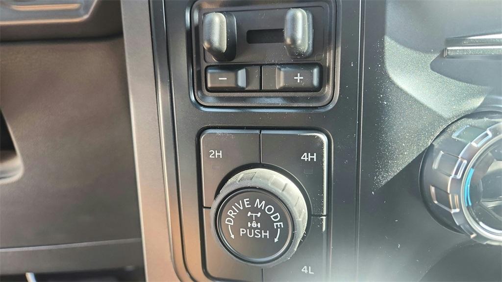 new 2025 Ford F-150 car, priced at $55,300