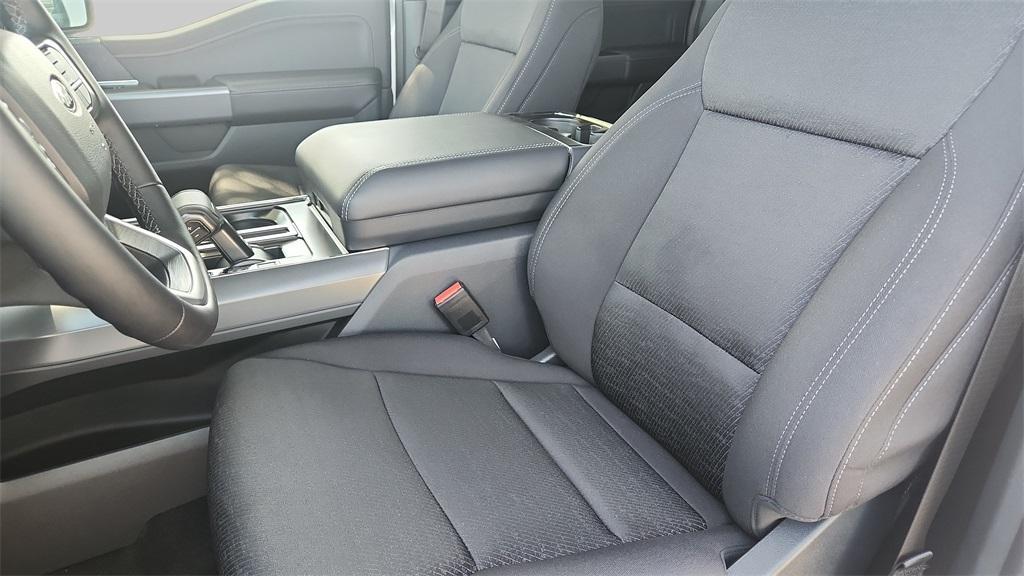 new 2025 Ford F-150 car, priced at $45,666